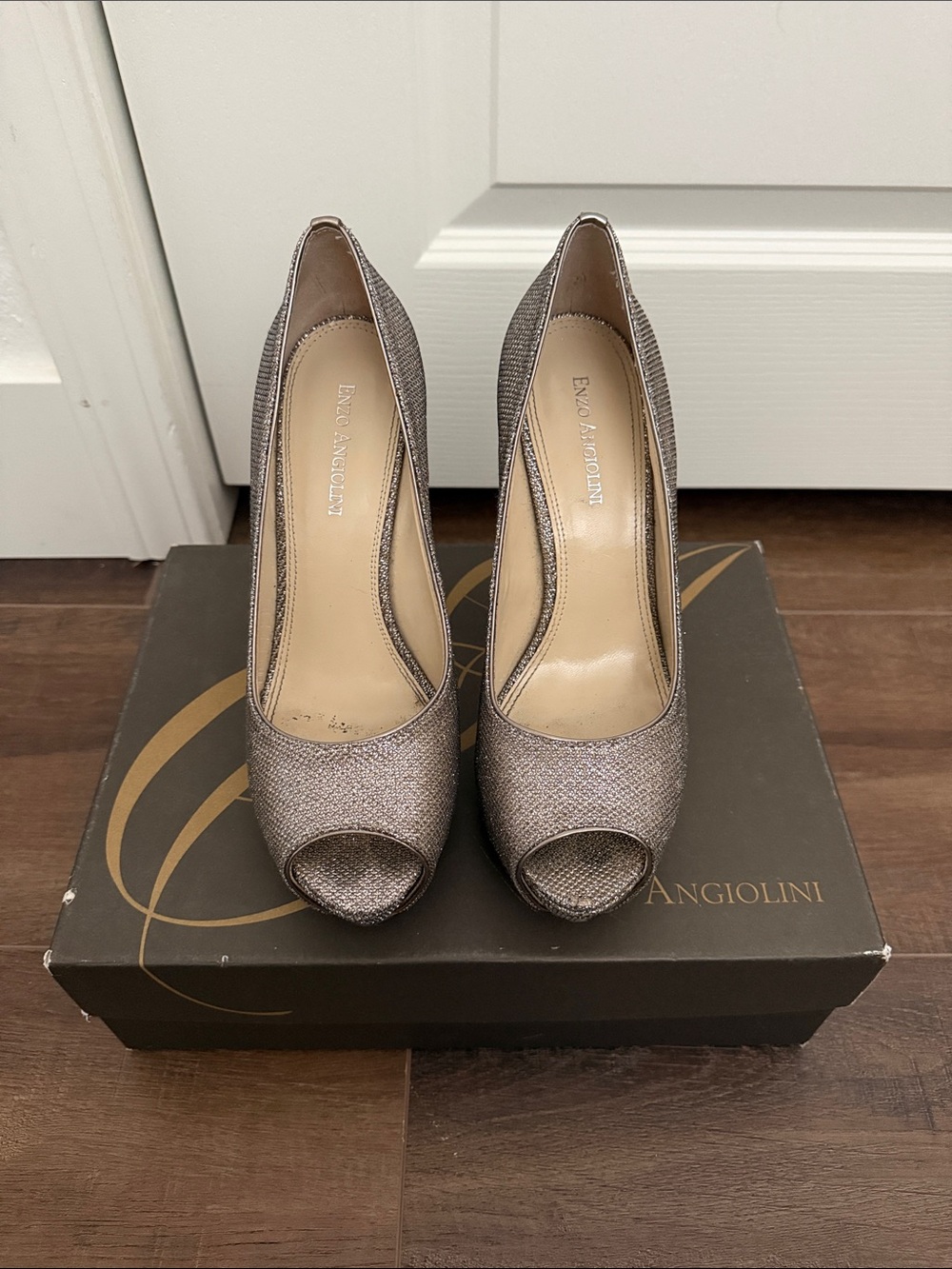 Authentic Enzo Angiolini Women's Metallic Peep-Toe Heel